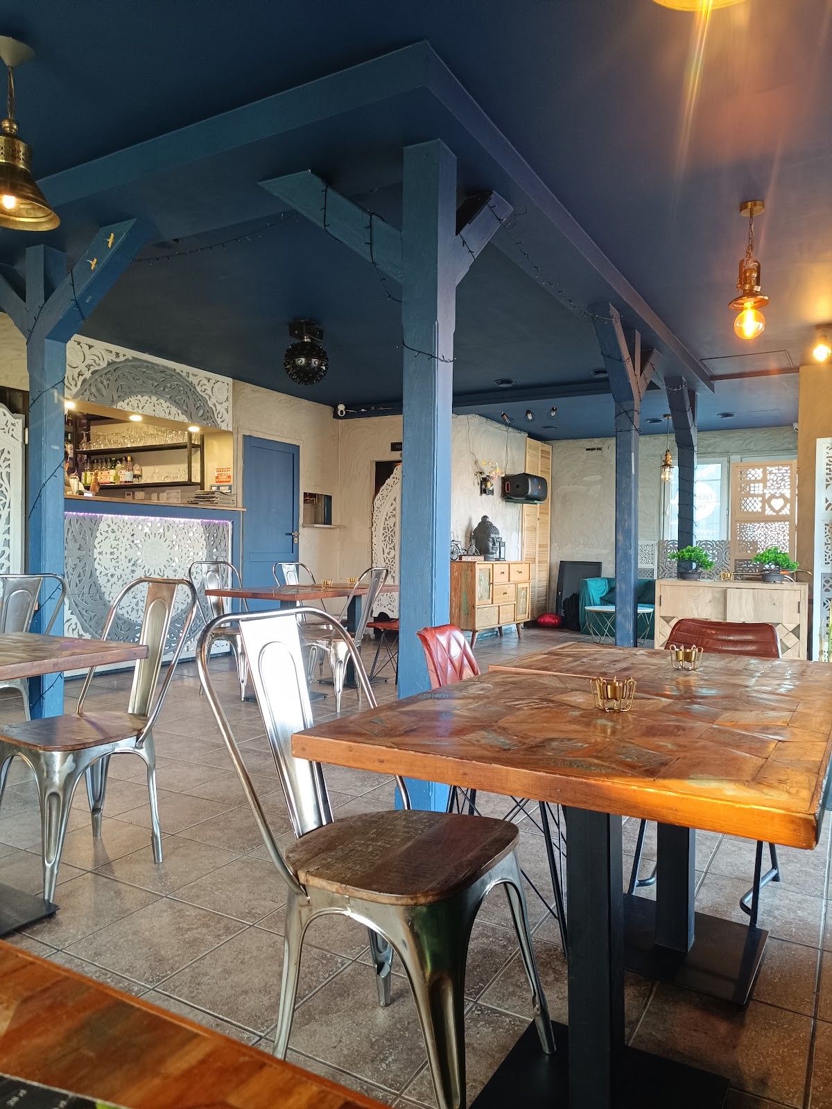 Tikka Tango Food And Shisha Indyjska Restauracja: the place