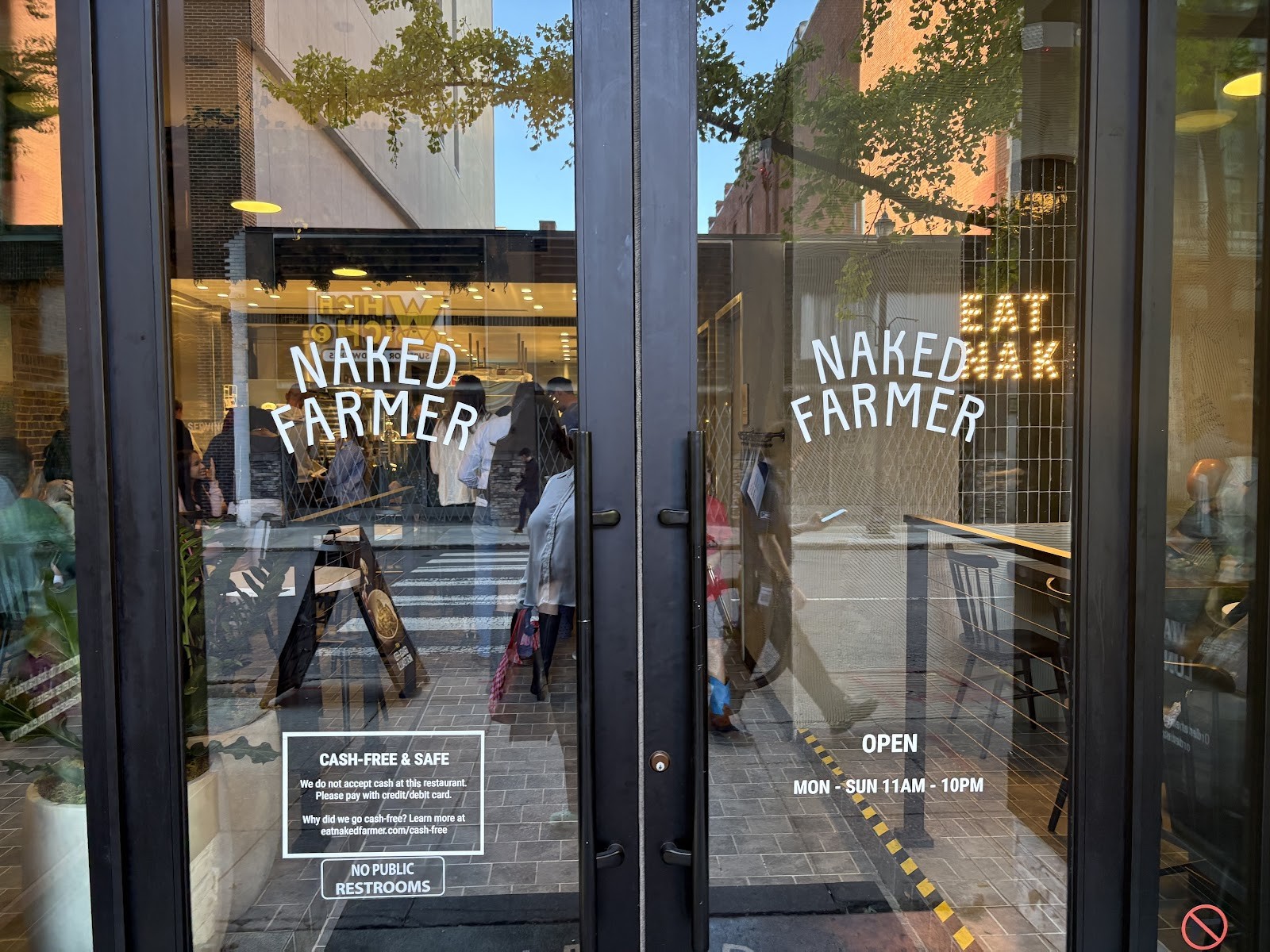 Naked Farmer: the place