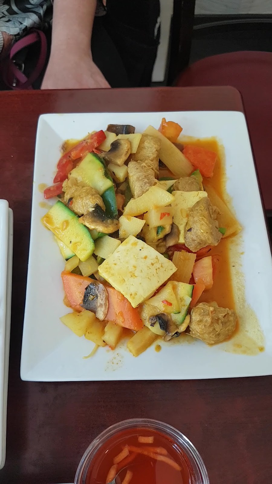 Bodhi Vegan: food & drinks