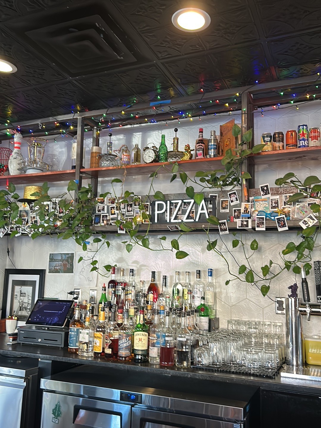 Wrecktangle Pizza: the place