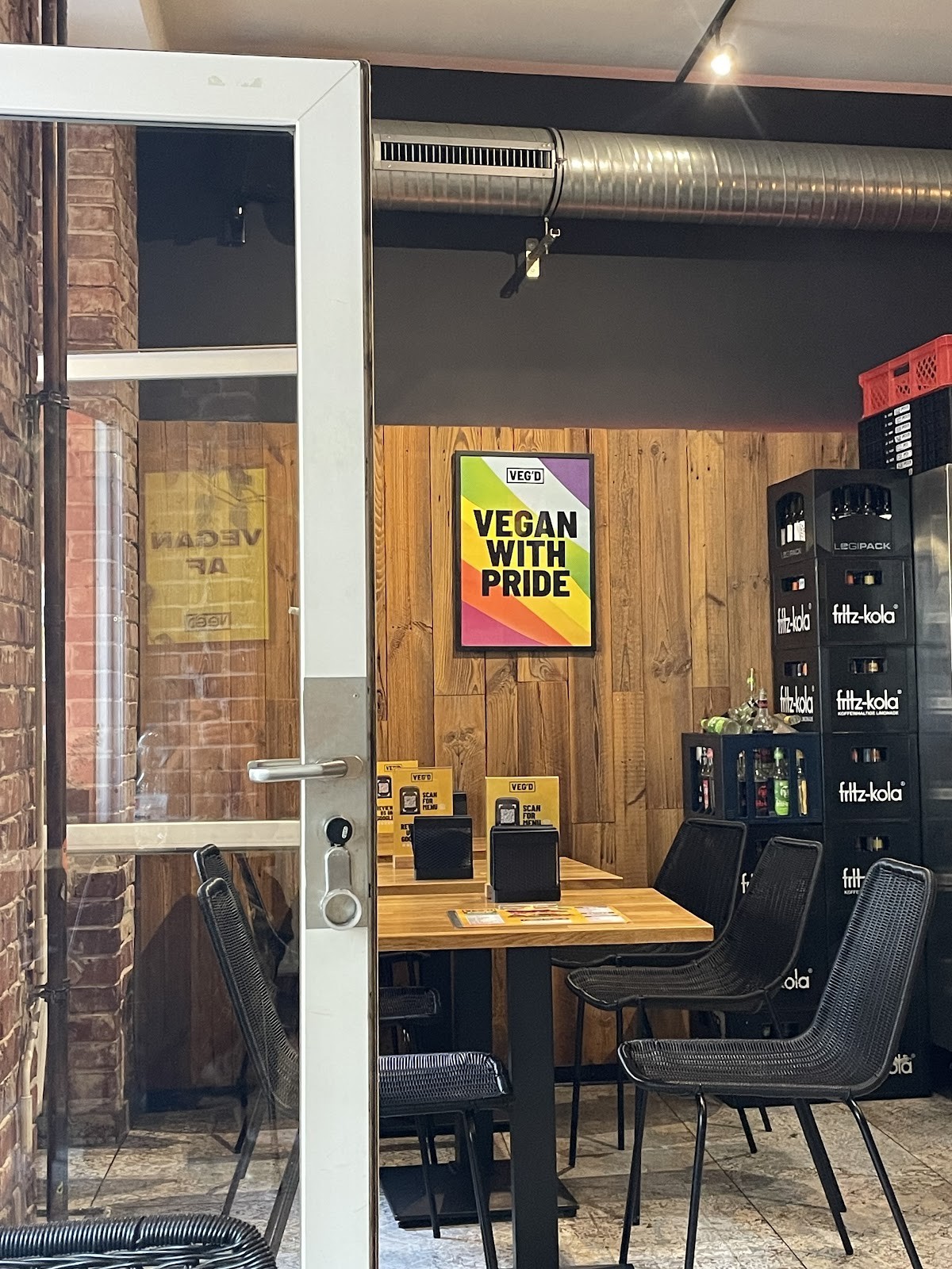 VEG'D - Vegan Burgers - F-hain: the place