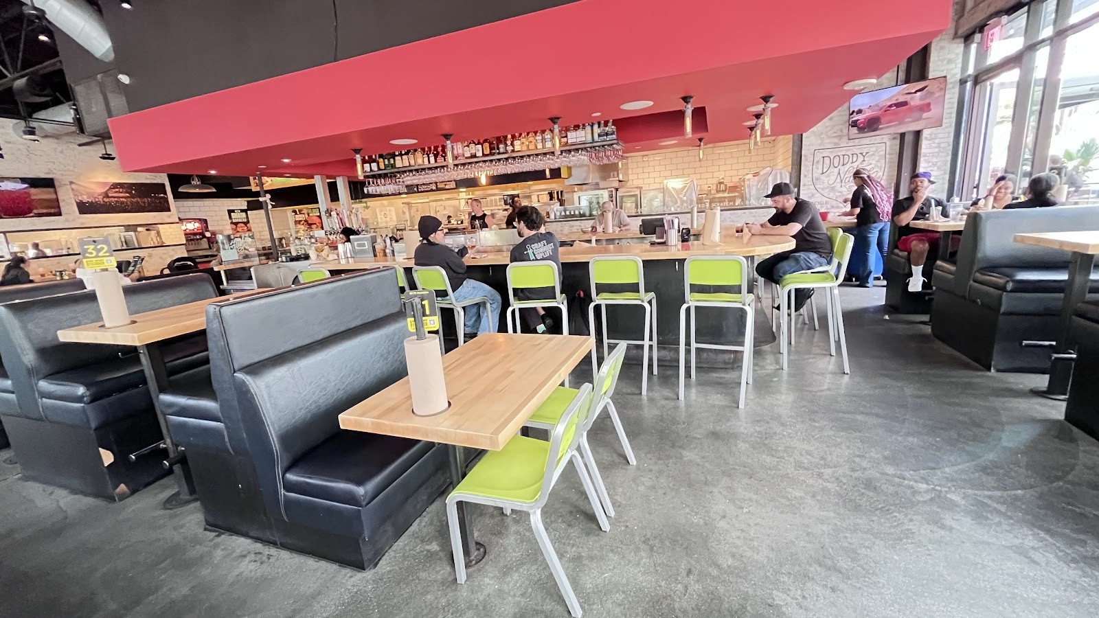 Hopdoddy Burger Bar: the place