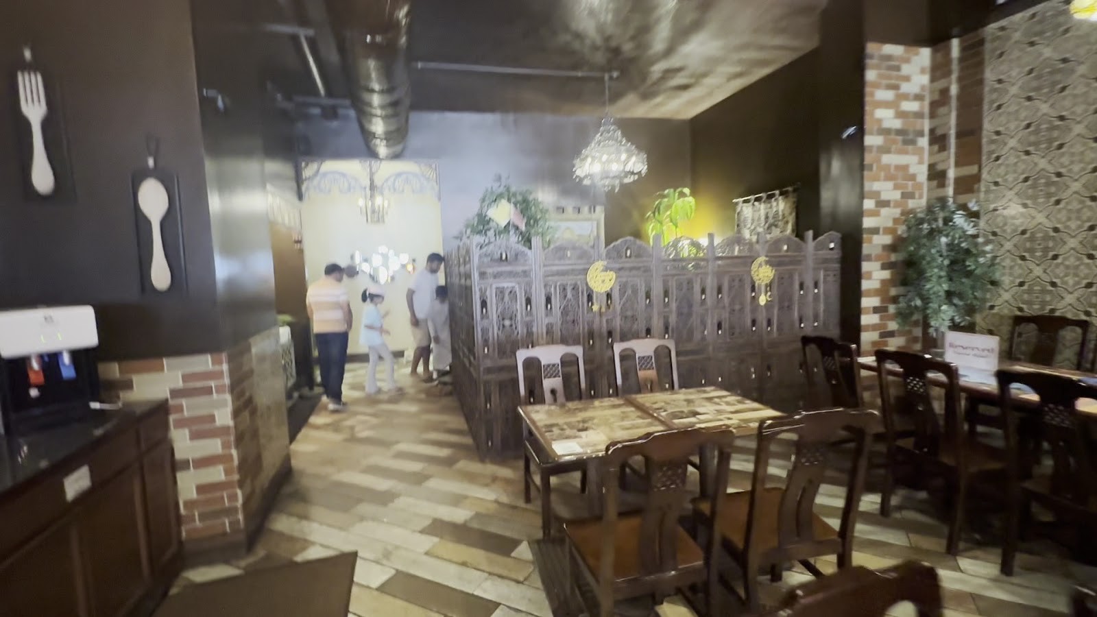 Wally's Falafel and Hummus: the place