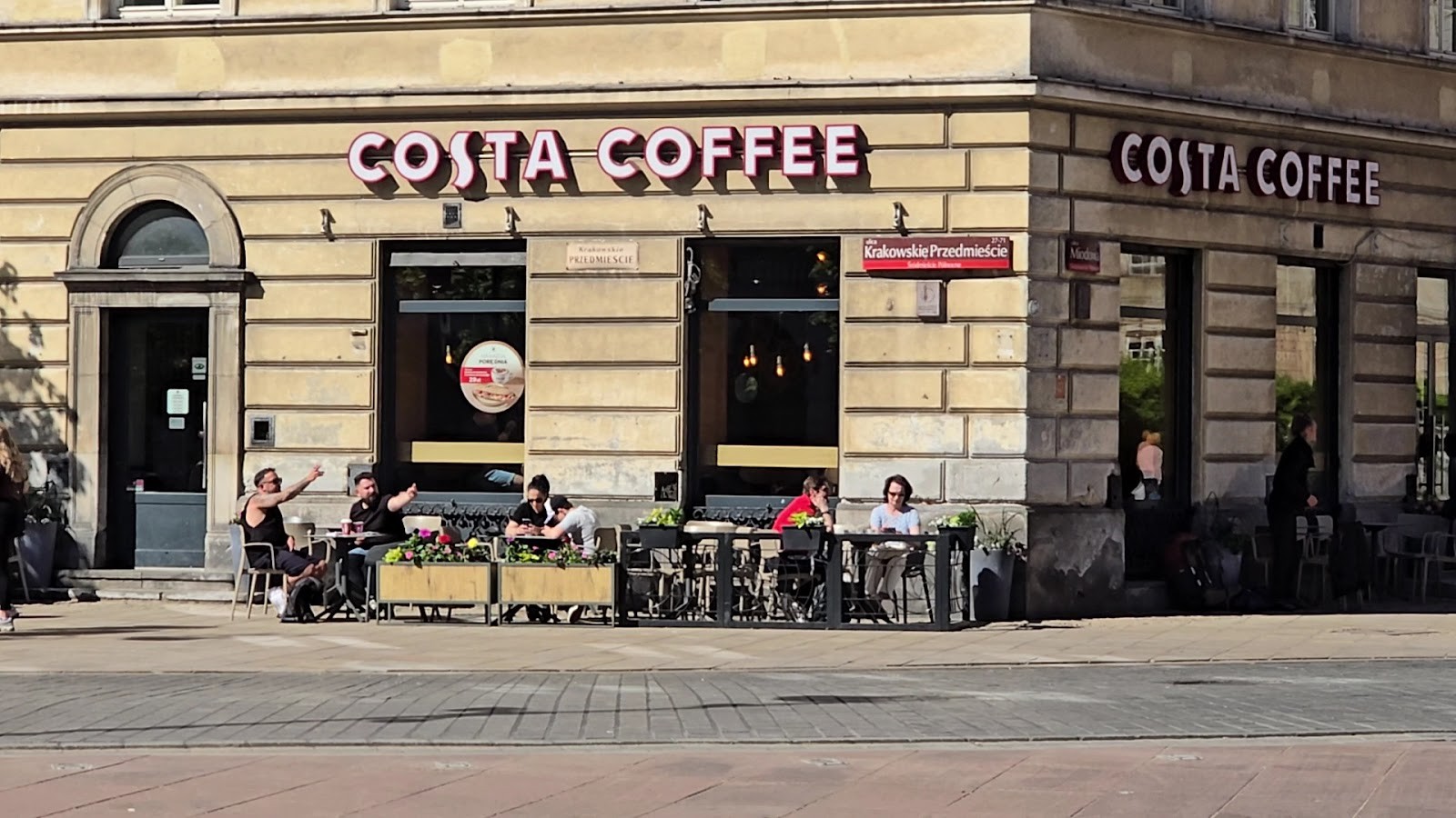 Costa Coffee: the place