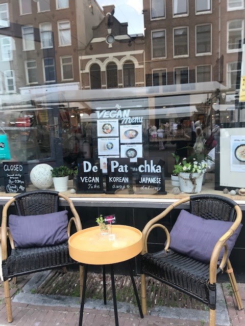 Yi Cha: the place