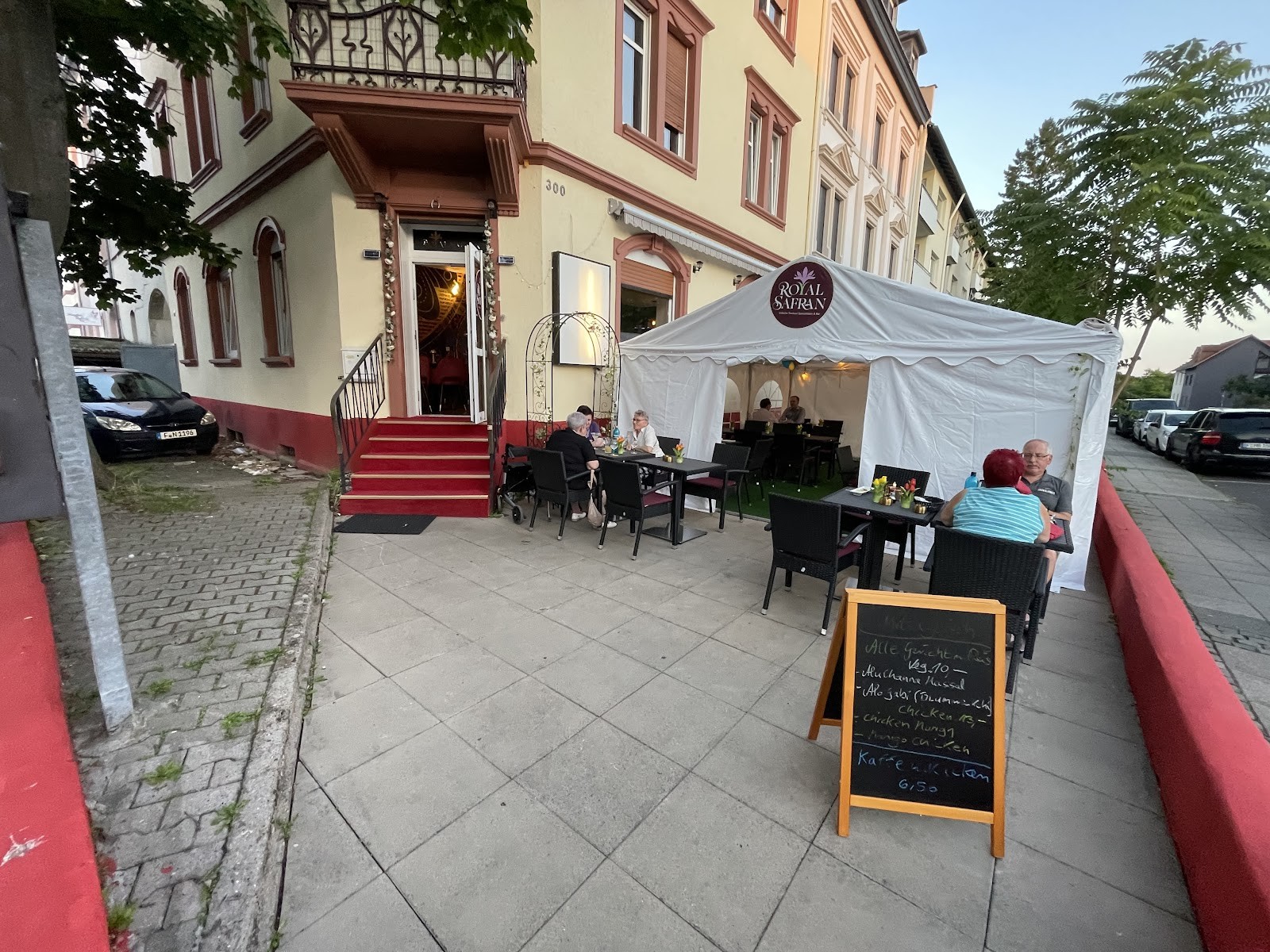 Royal Safran: the place