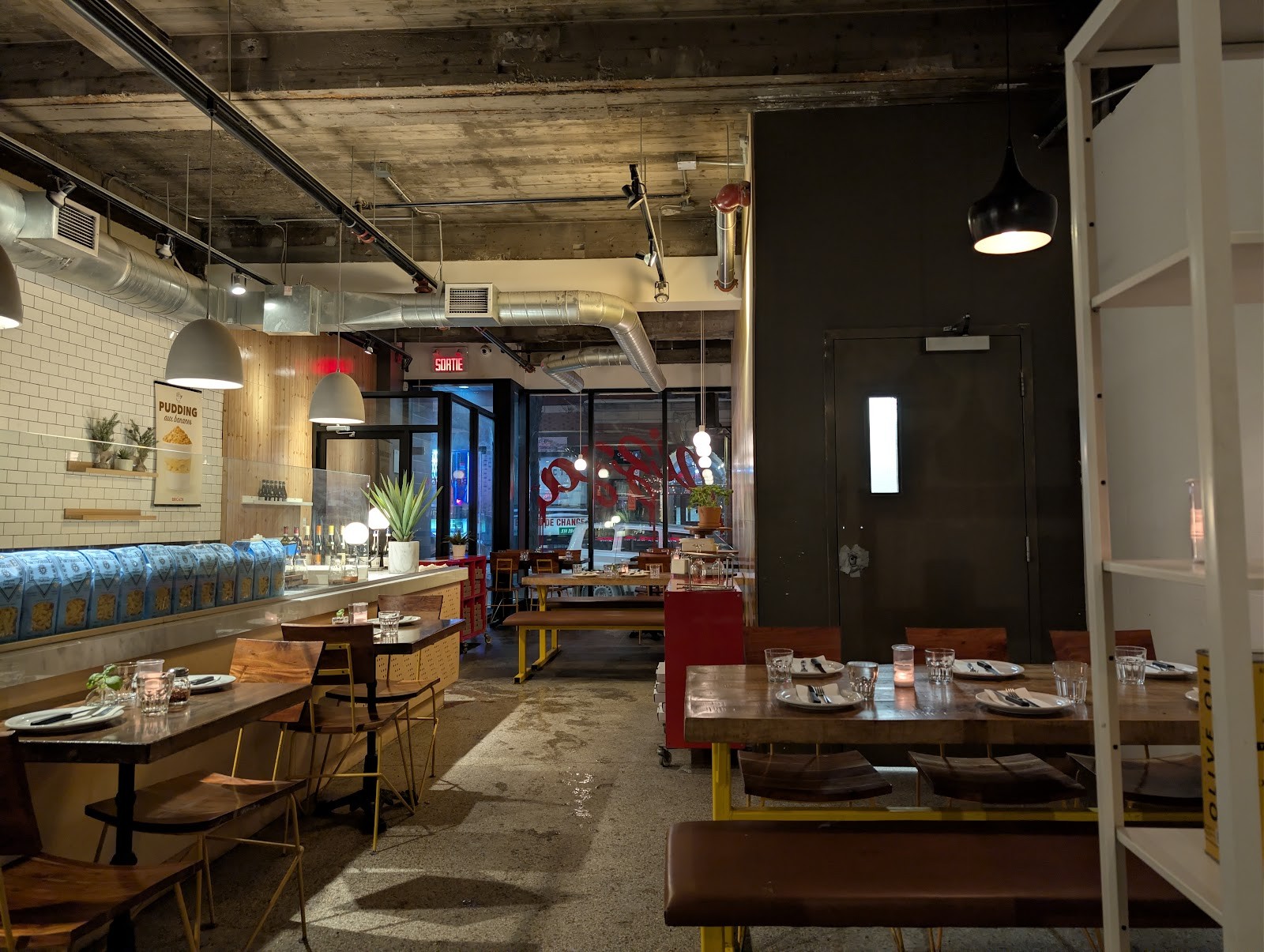 Brigade Pizzeria: the place