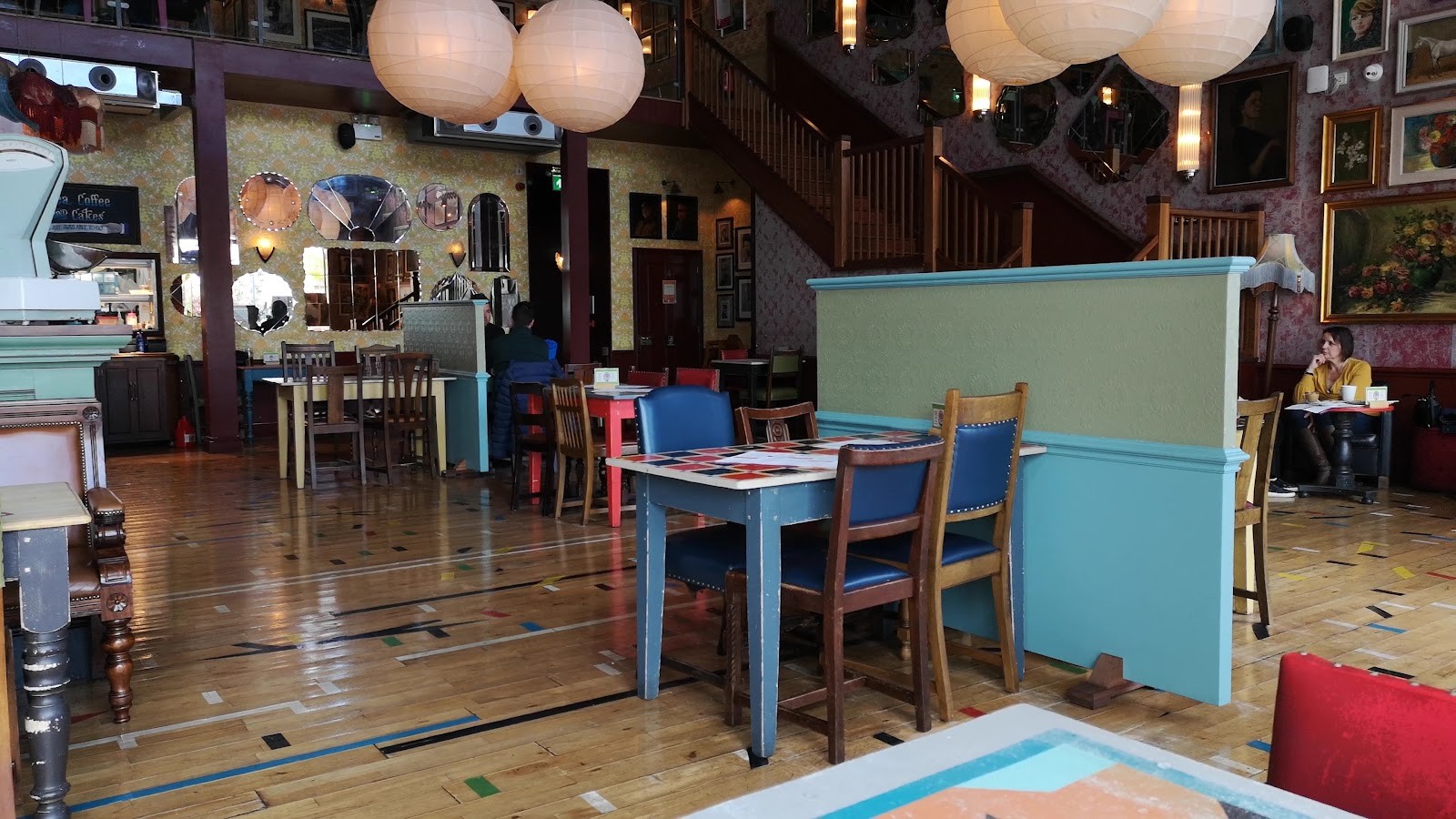Renato Lounge: the place