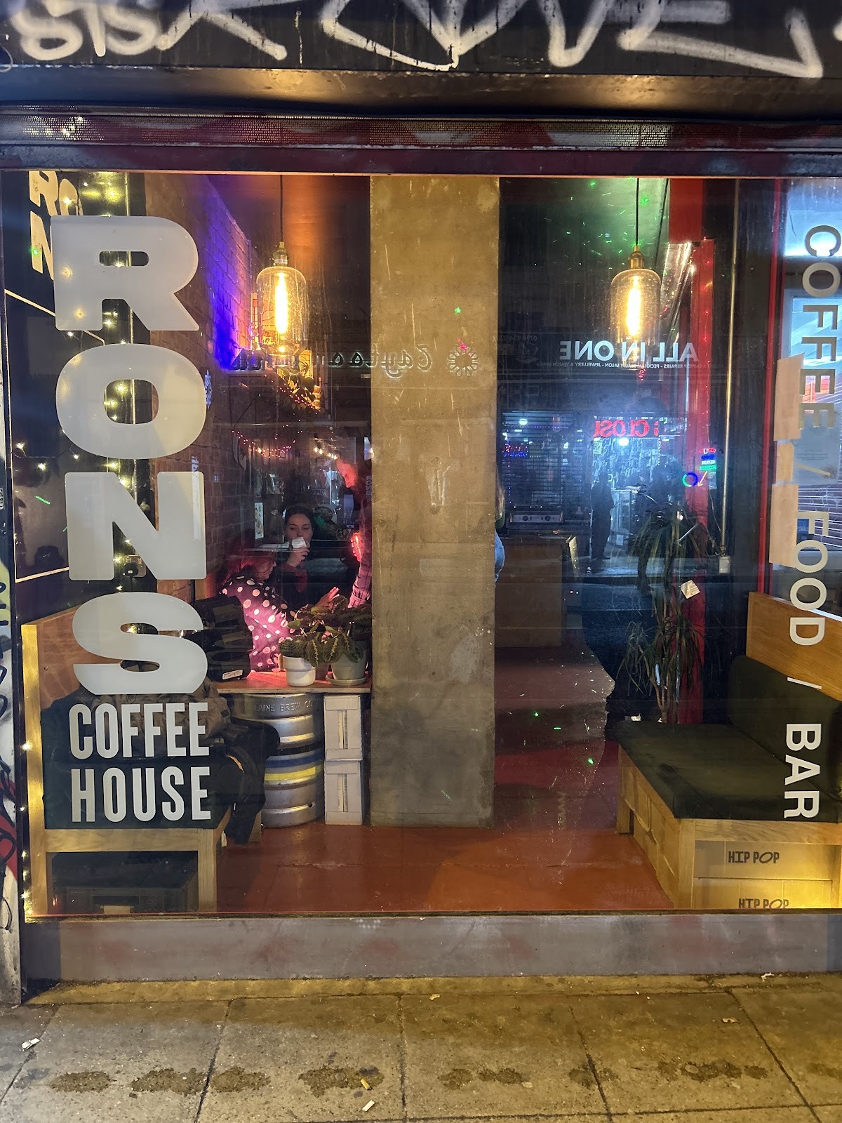 Rons Coffee House: the place