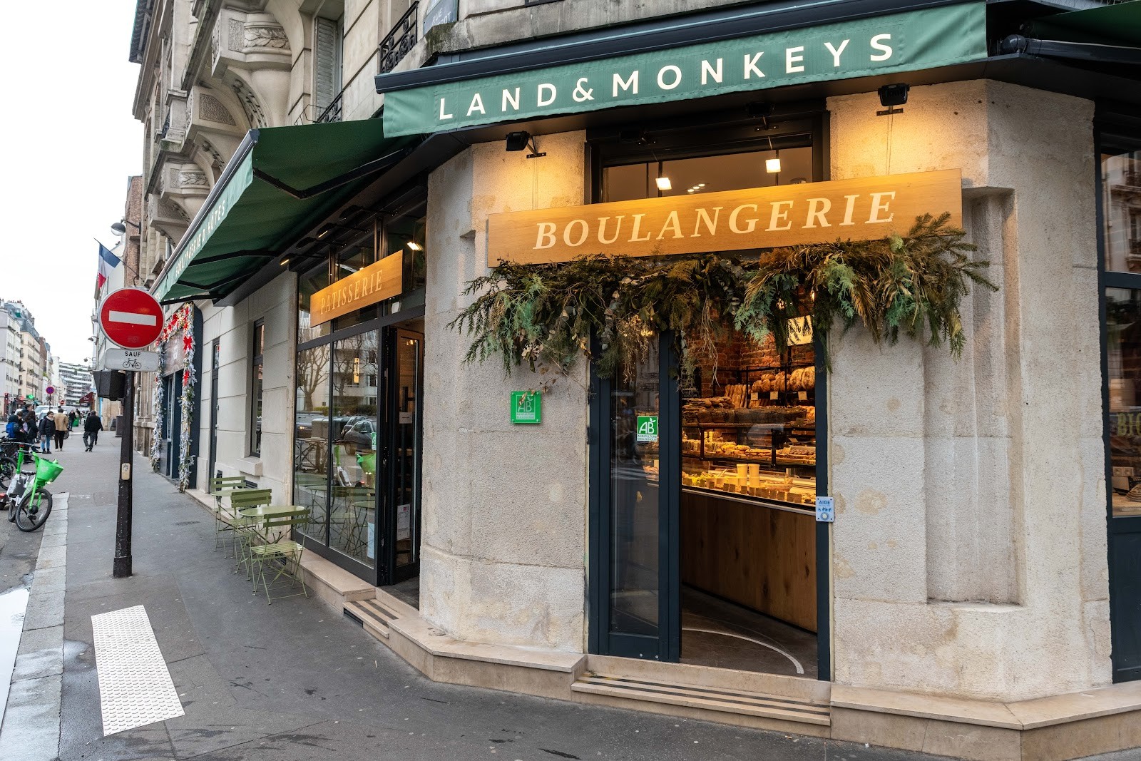 Land&Monkeys Roquette: the place