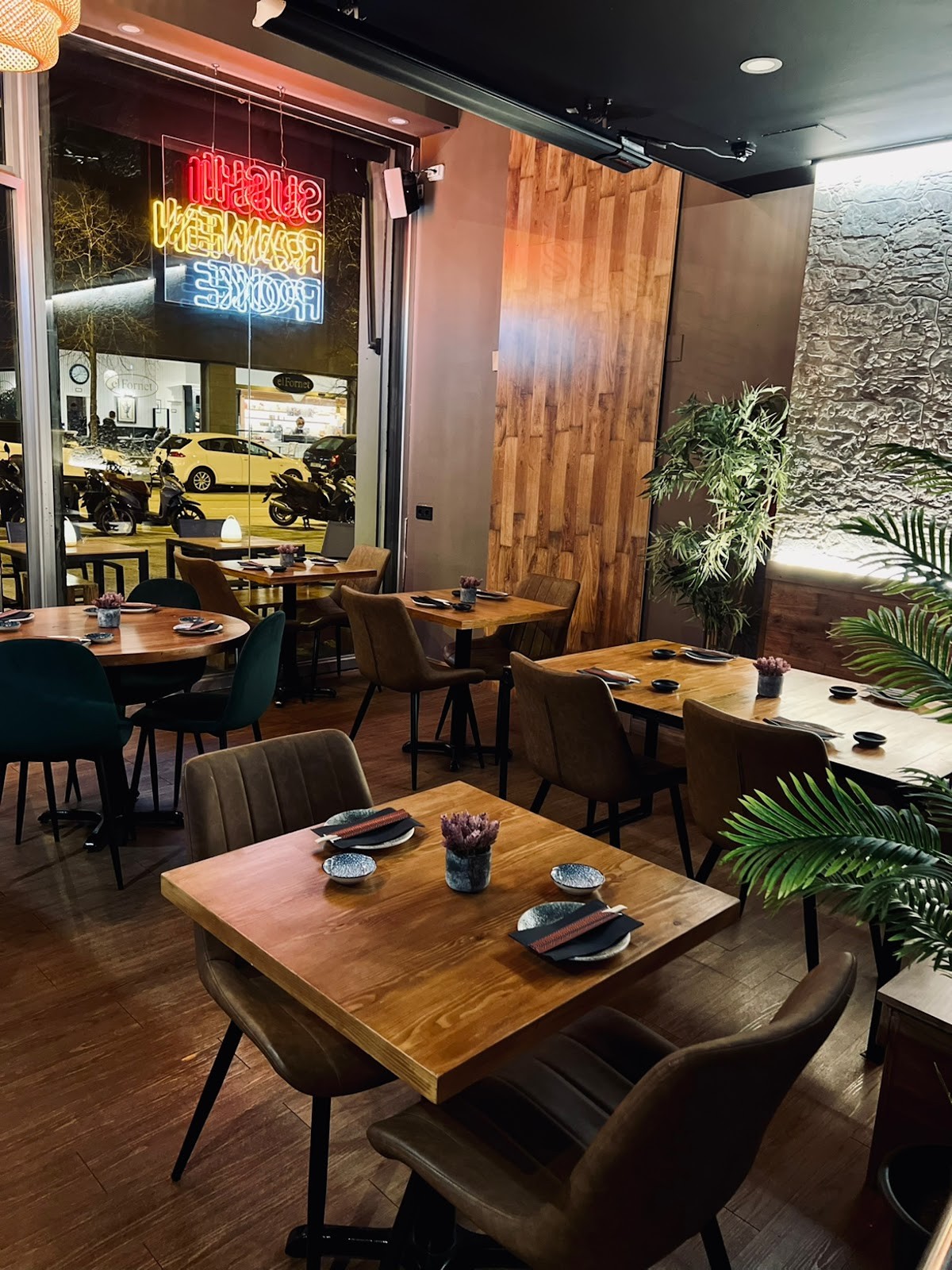 Moshio Sushi: the place