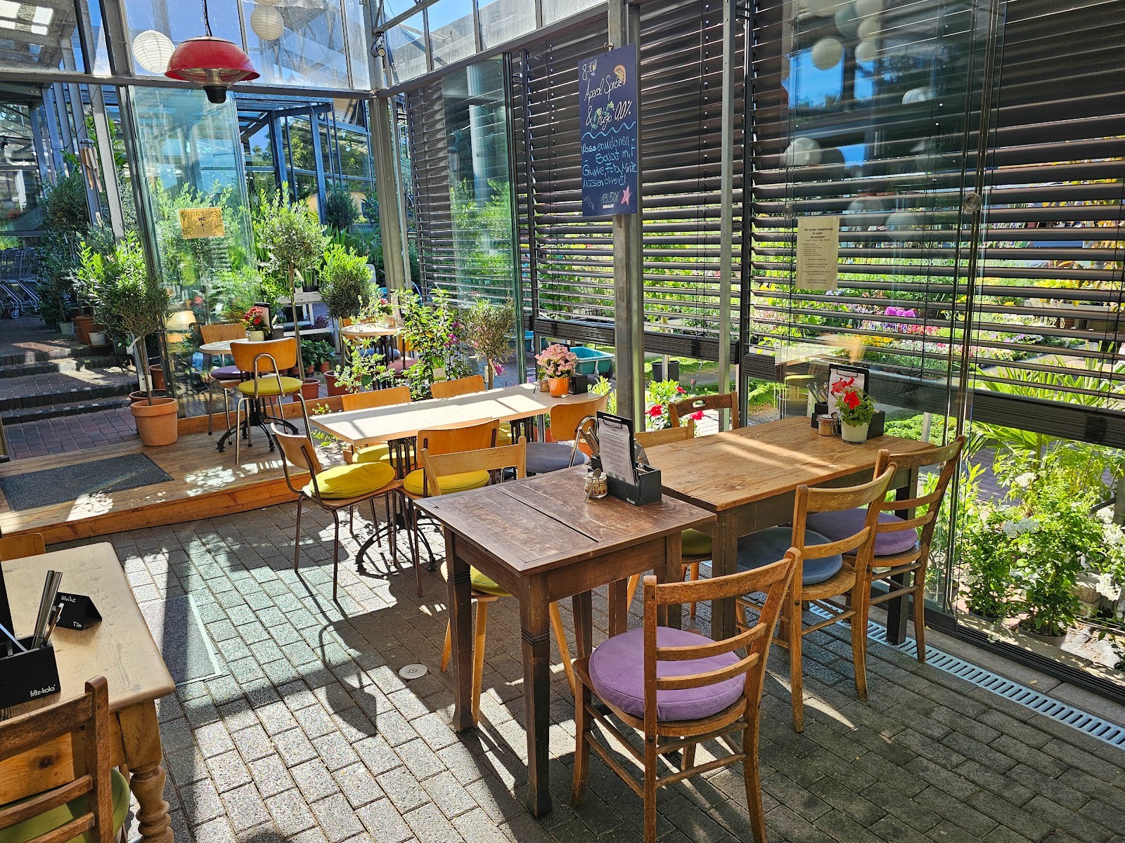Café Menthe: the place