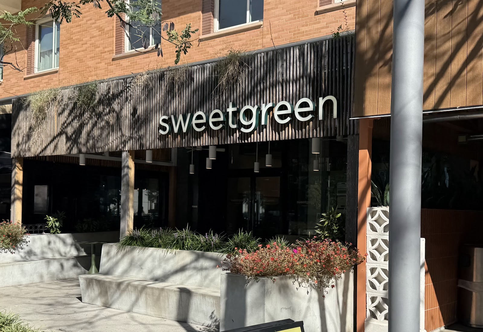 sweetgreen: the place