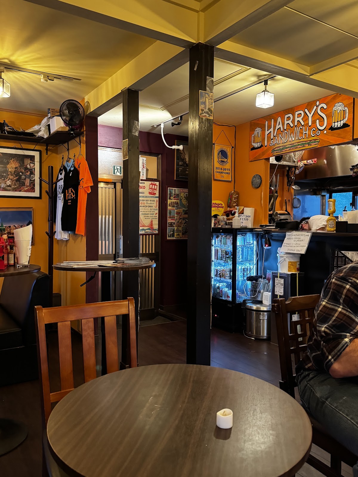 Harry's Sandwich Company: the place