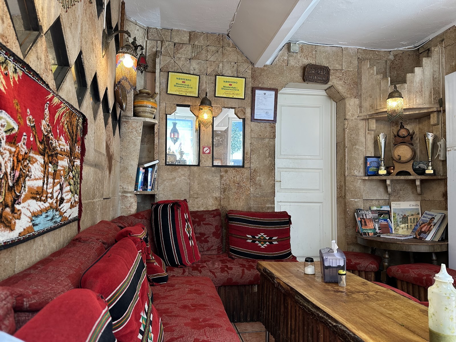 Falafelkælderen: the place