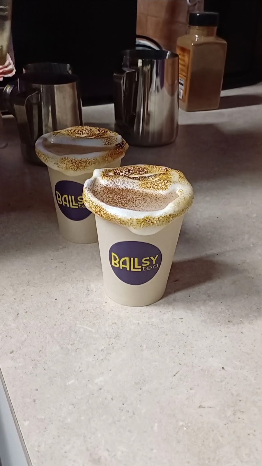 Ballsy Tea: food & drinks