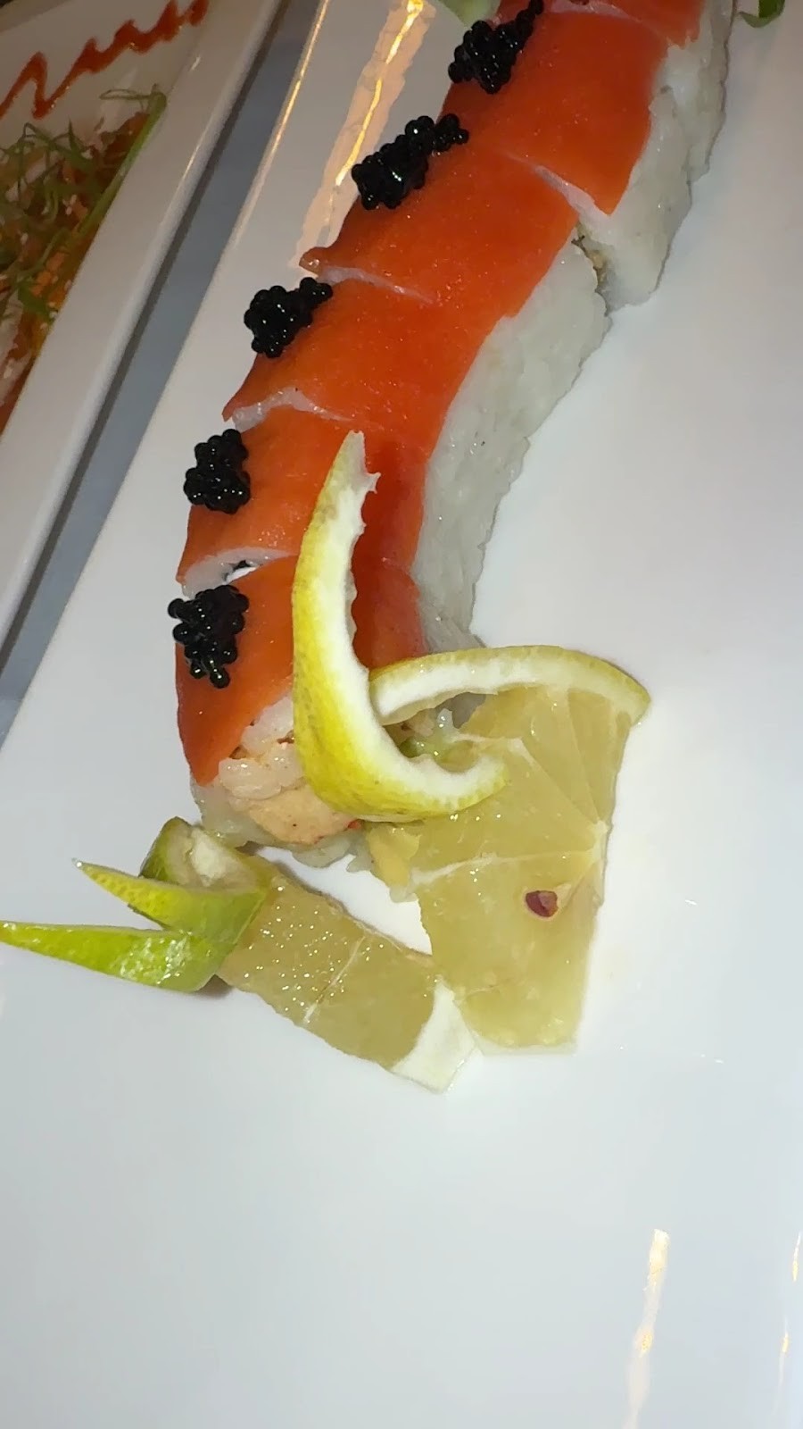 Vevi Vegan Rolls & Pots: food & drinks