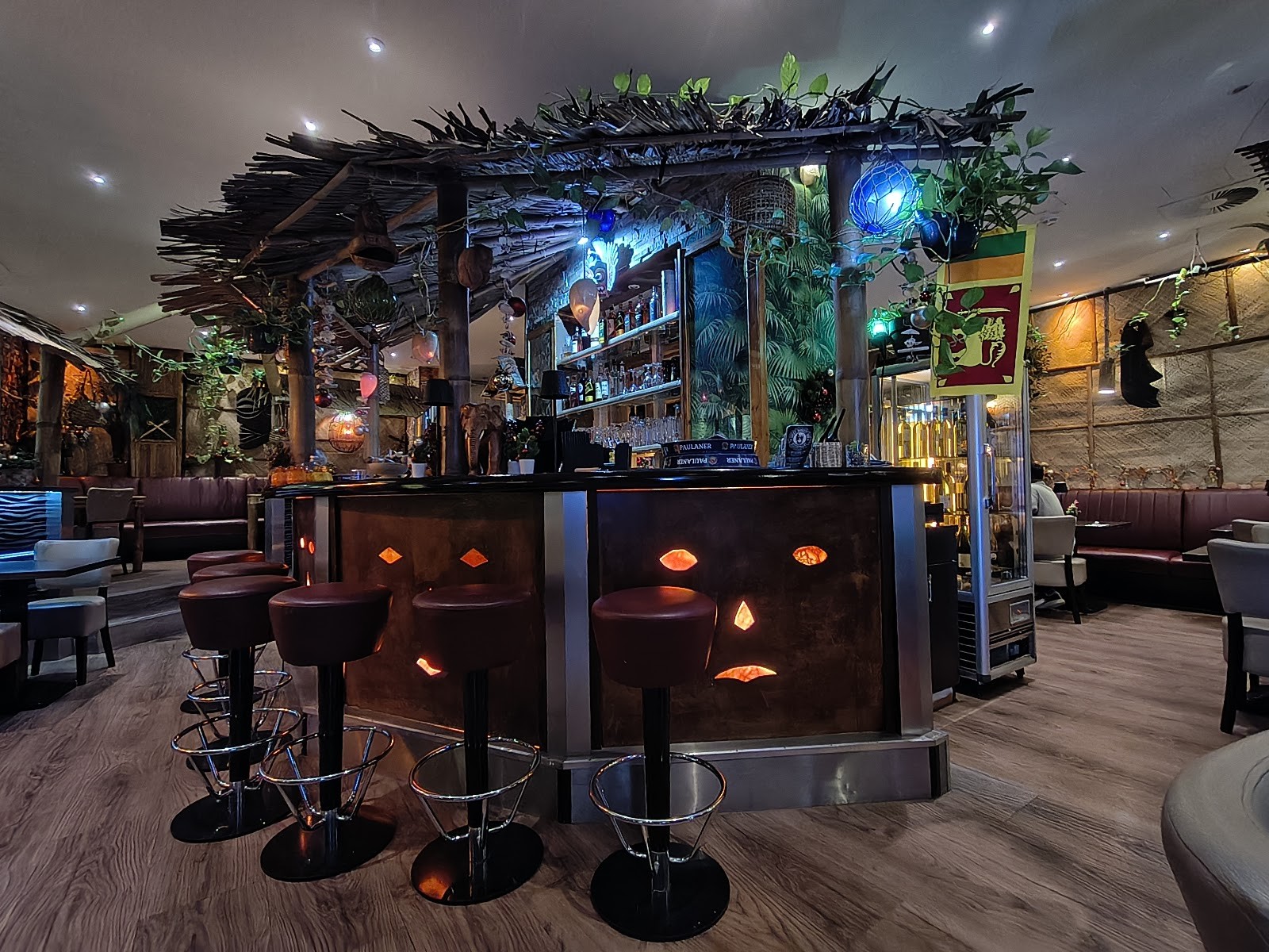 Ceylon Bay Sri Lankan Restaurant & Bar: the place