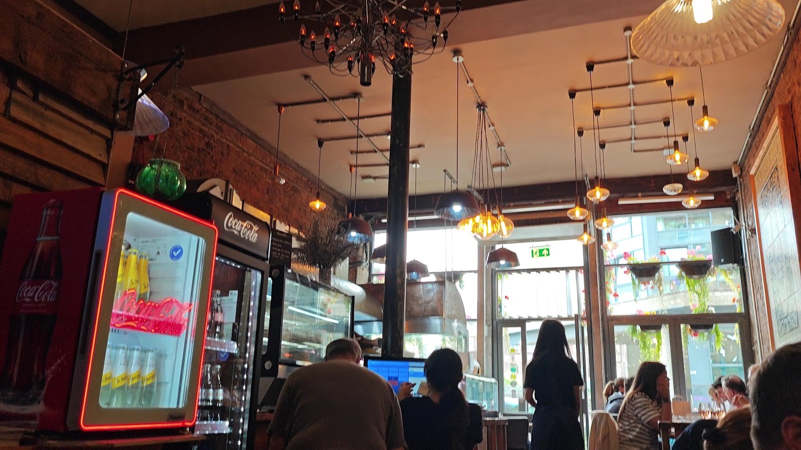 Meze Meze: the place