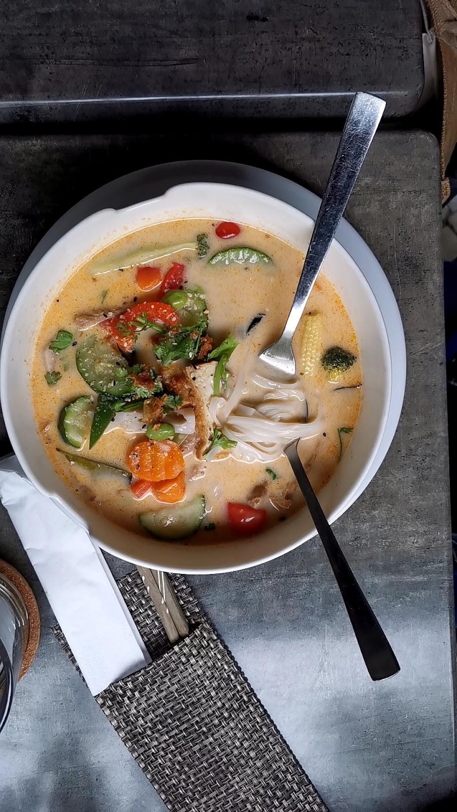 Tiger Club: food & drinks