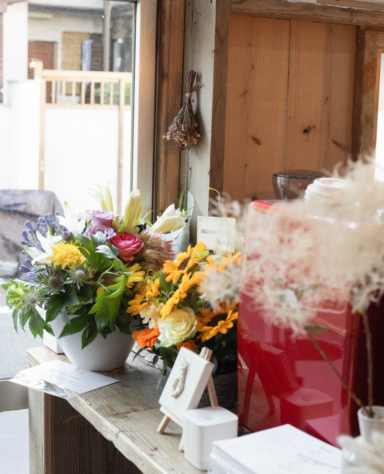 Fluff（ふるーふ） からだをおもうお菓子とコーヒーのお店: the place