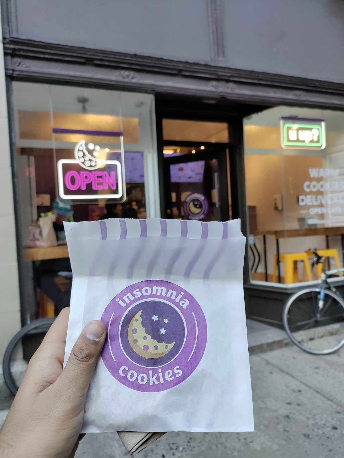 Insomnia Cookies: the place
