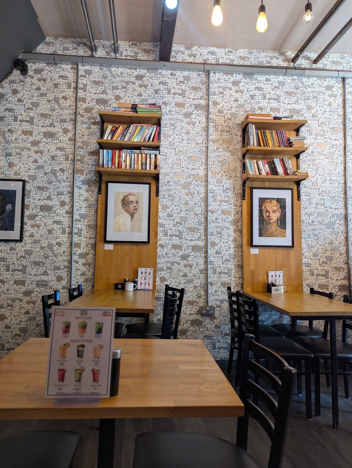 215 Hackney | Cafe & Brunch: the place