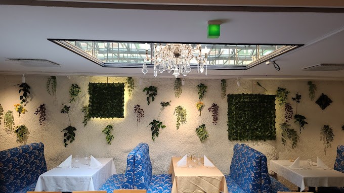 Swad Indian Bistro & Bar: the place