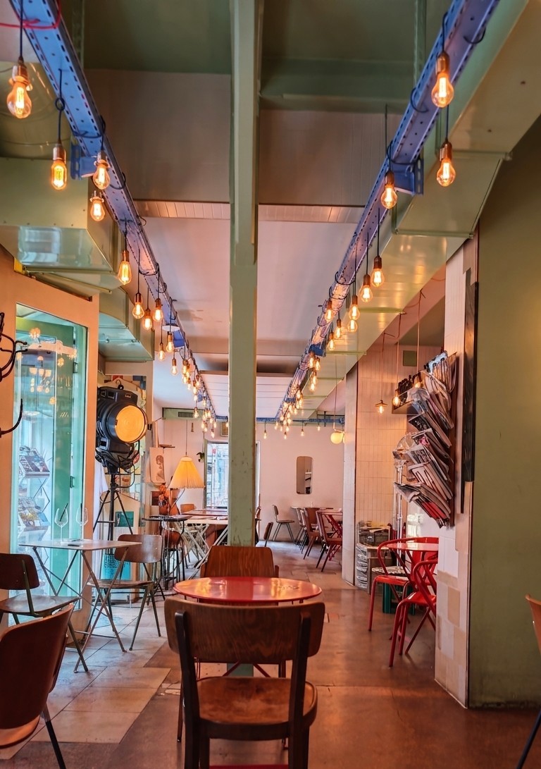 Café NIL: the place