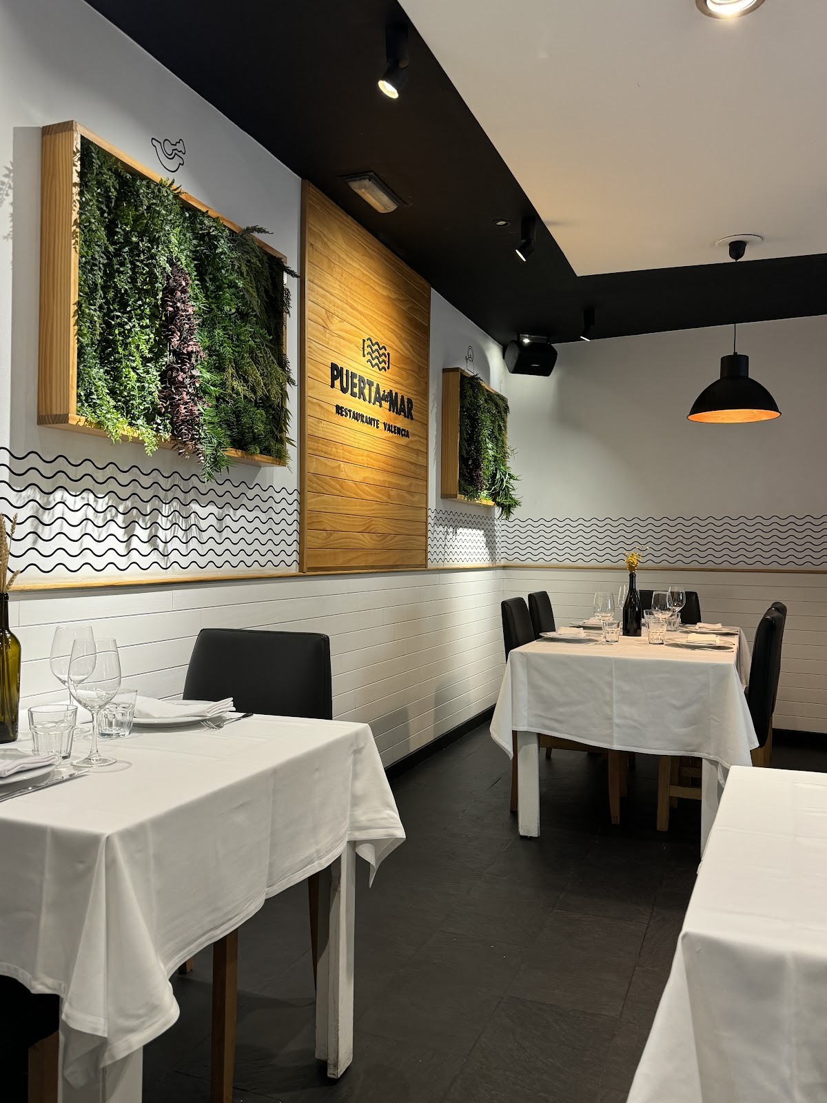 Puerta del Mar: the place