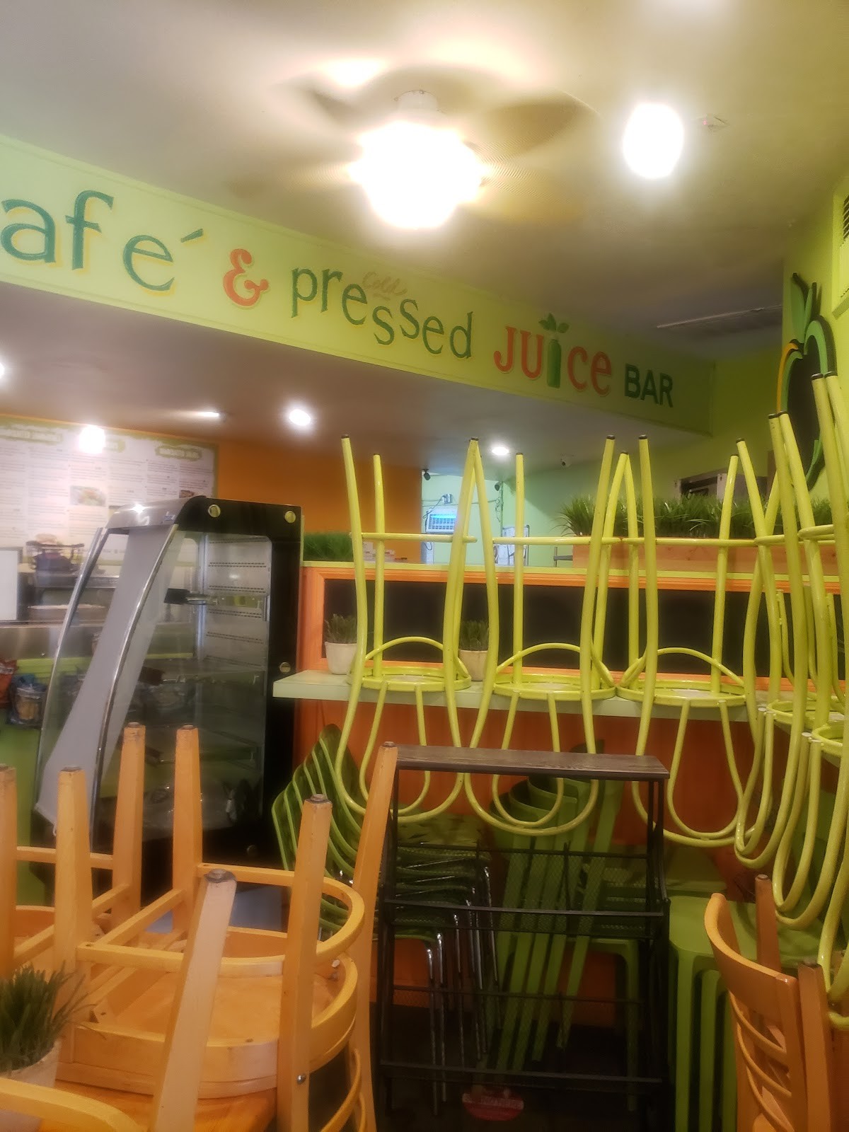 Breakroom Juice Bar & Cafe: the place