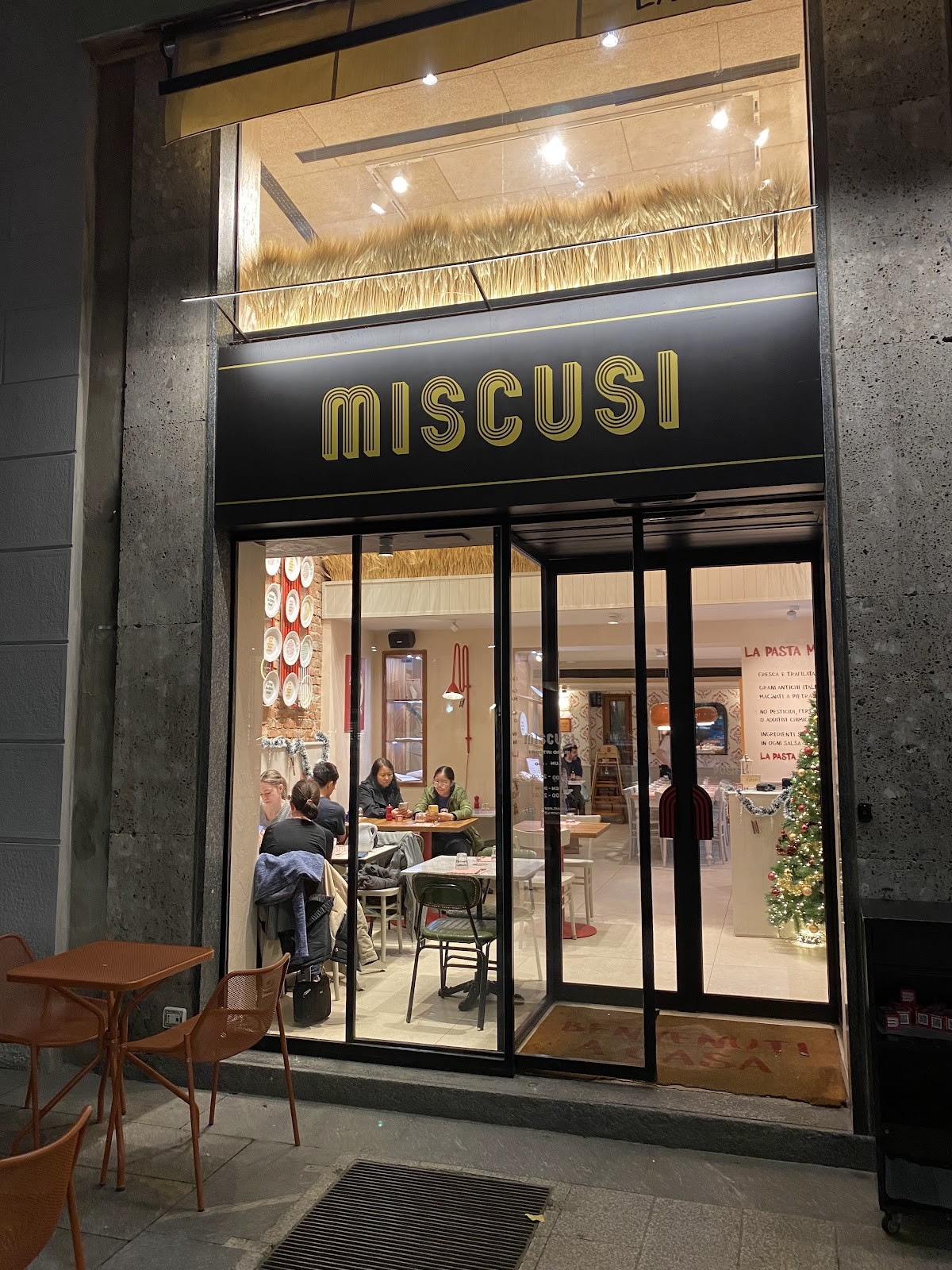miscusi | pasta fresca - Milano Moscova: the place