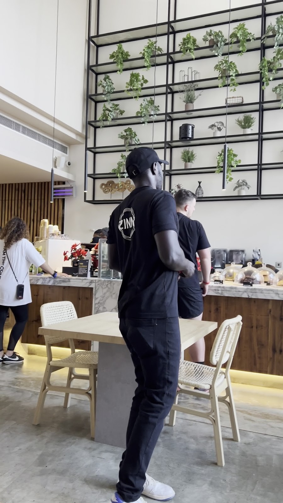Zinn Bistro: the place