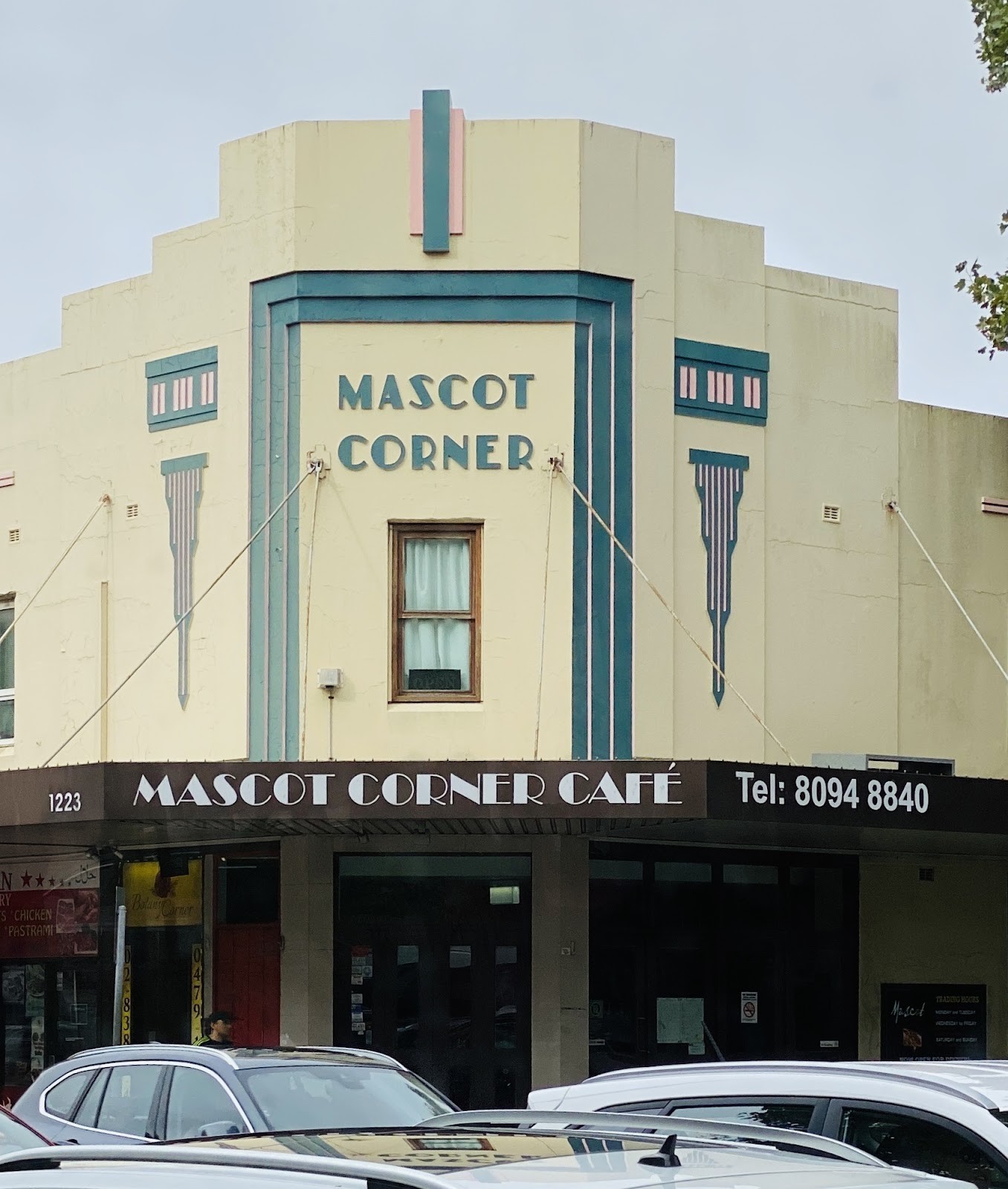 Mascot Corner Cafe Bar: the place