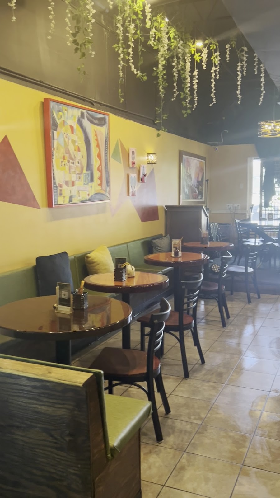Life Bistro: the place