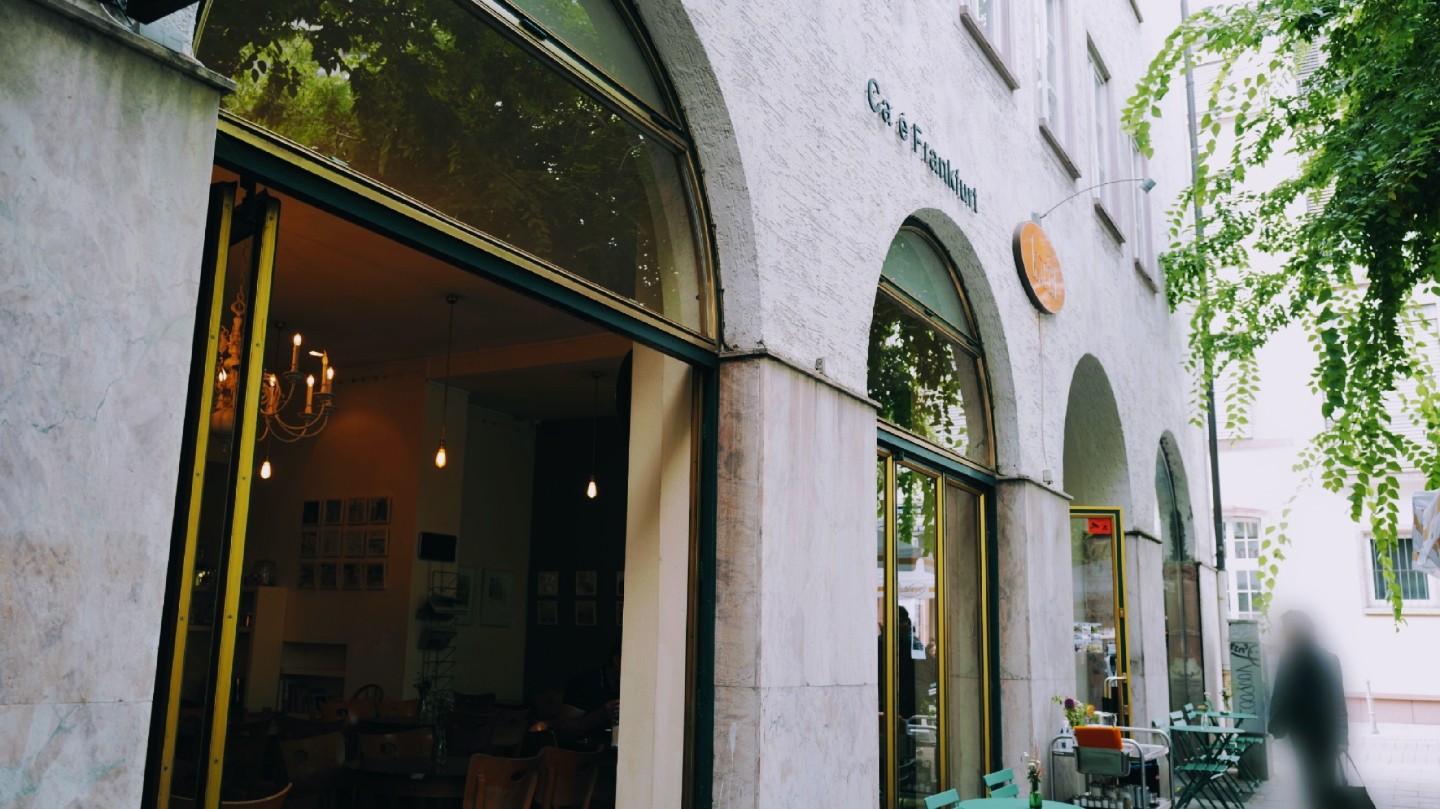 Cafe Karin: the place
