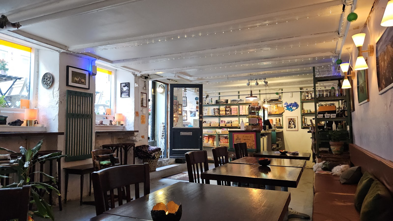 Guðrun's Goodies - Icelandic Café - Coffee Bar: the place