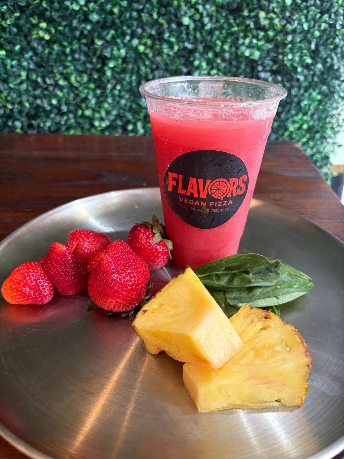 Flava’s vegan Pizzeria & Cafe: food & drinks