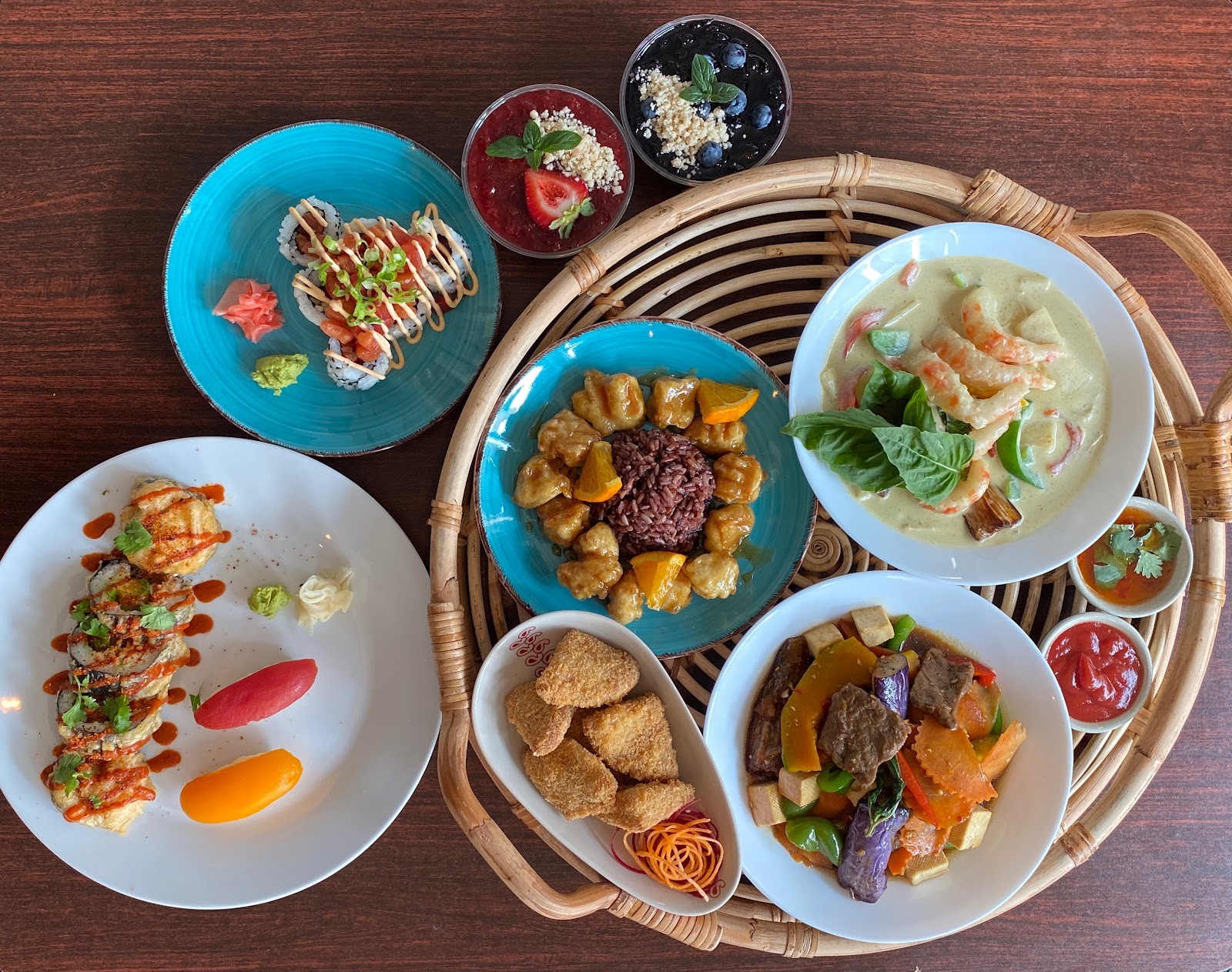 Vegan Plate: food & drinks