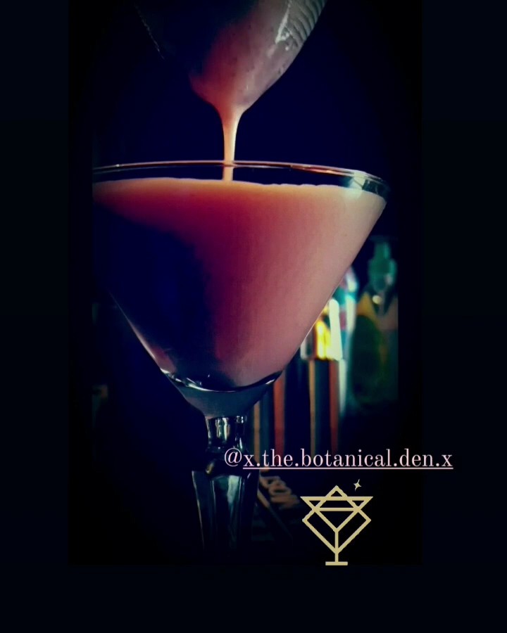 The Botanical Den: food & drinks
