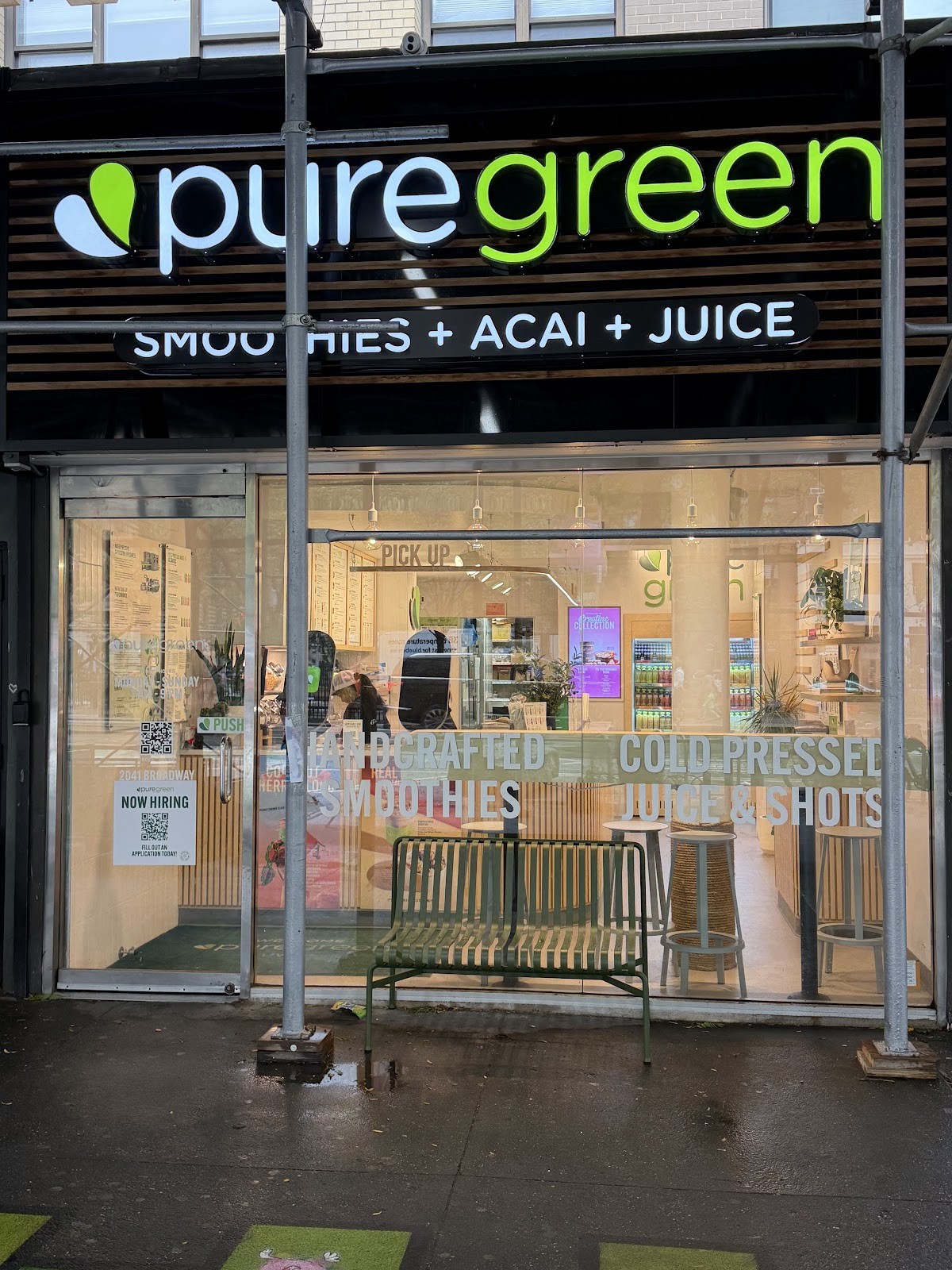 Pure Green - Juice Bar UWS: the place