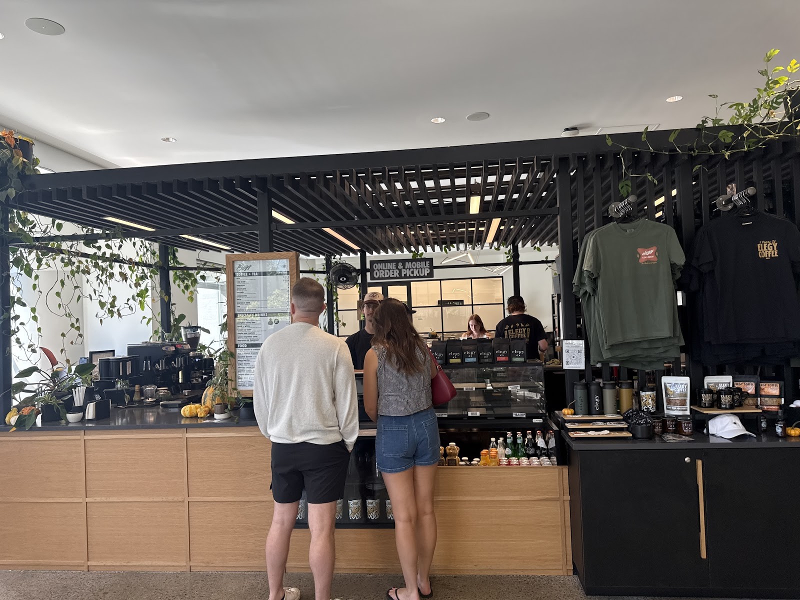 Elegy Coffee Downtown: the place