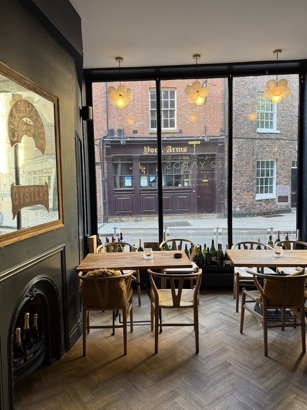 22 Yards Restaurant & Wine Bar: photo