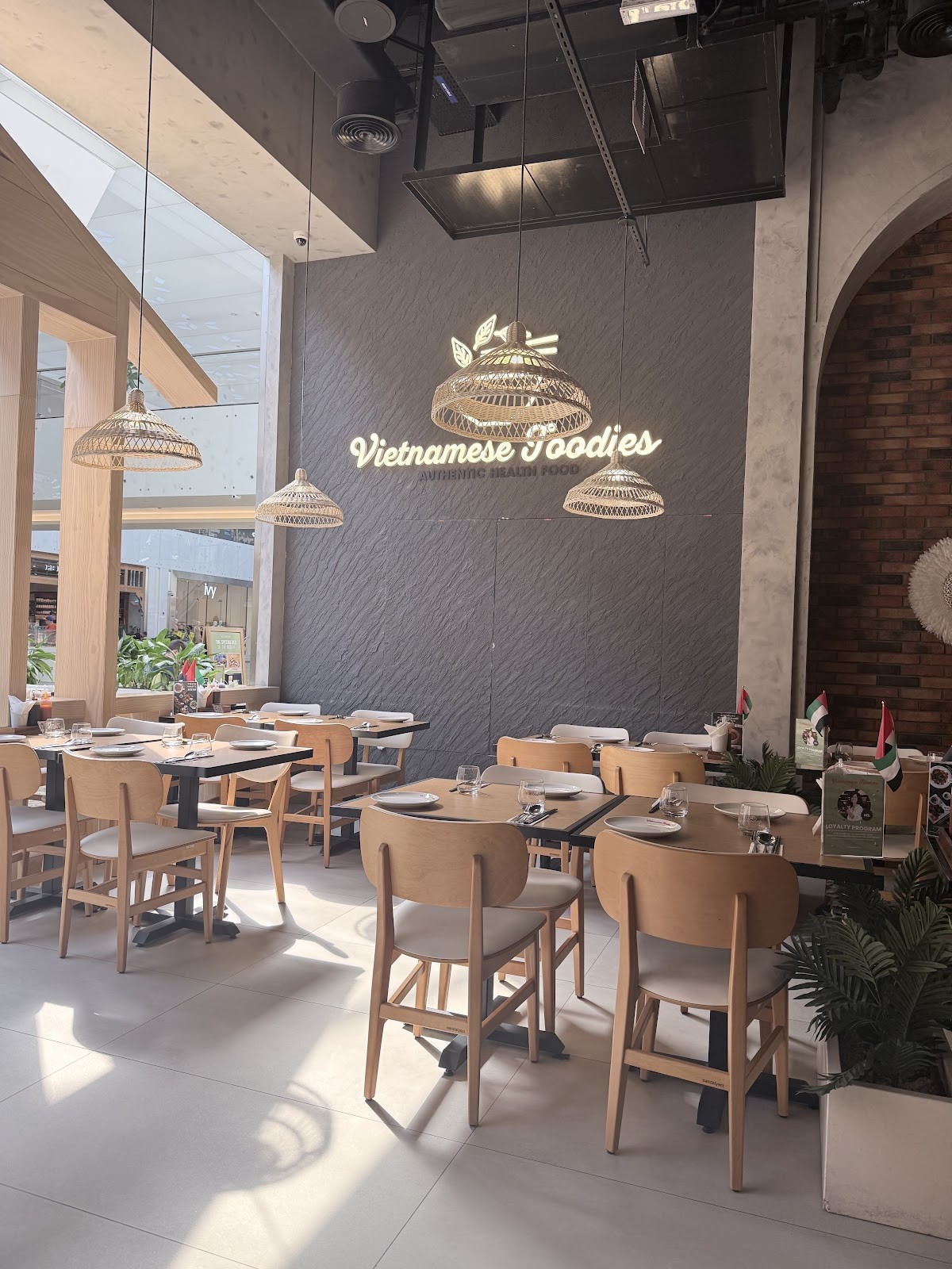 Vietnamese Foodies - Nakheel Mall: the place