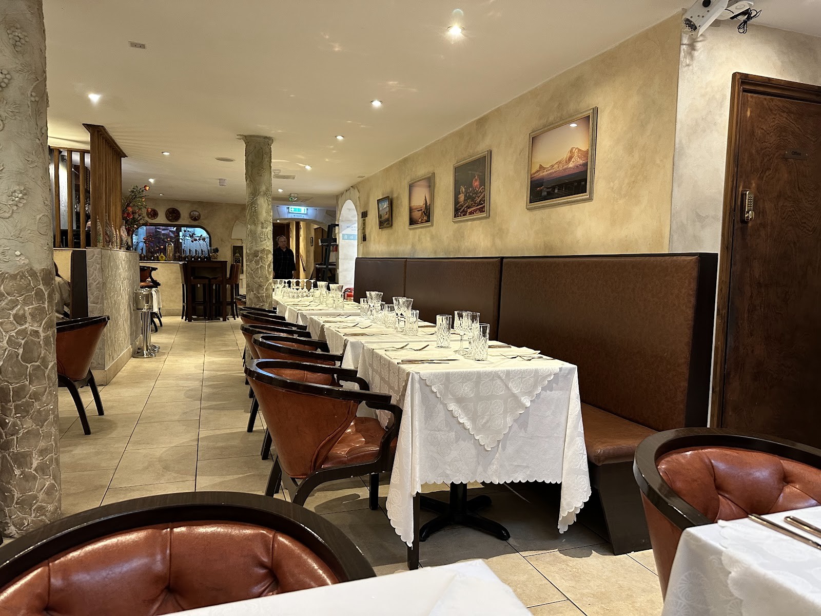 Armenian Taverna & Restaurant: the place