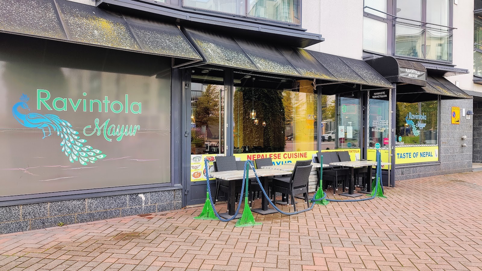 Ravintola Mayur: the place