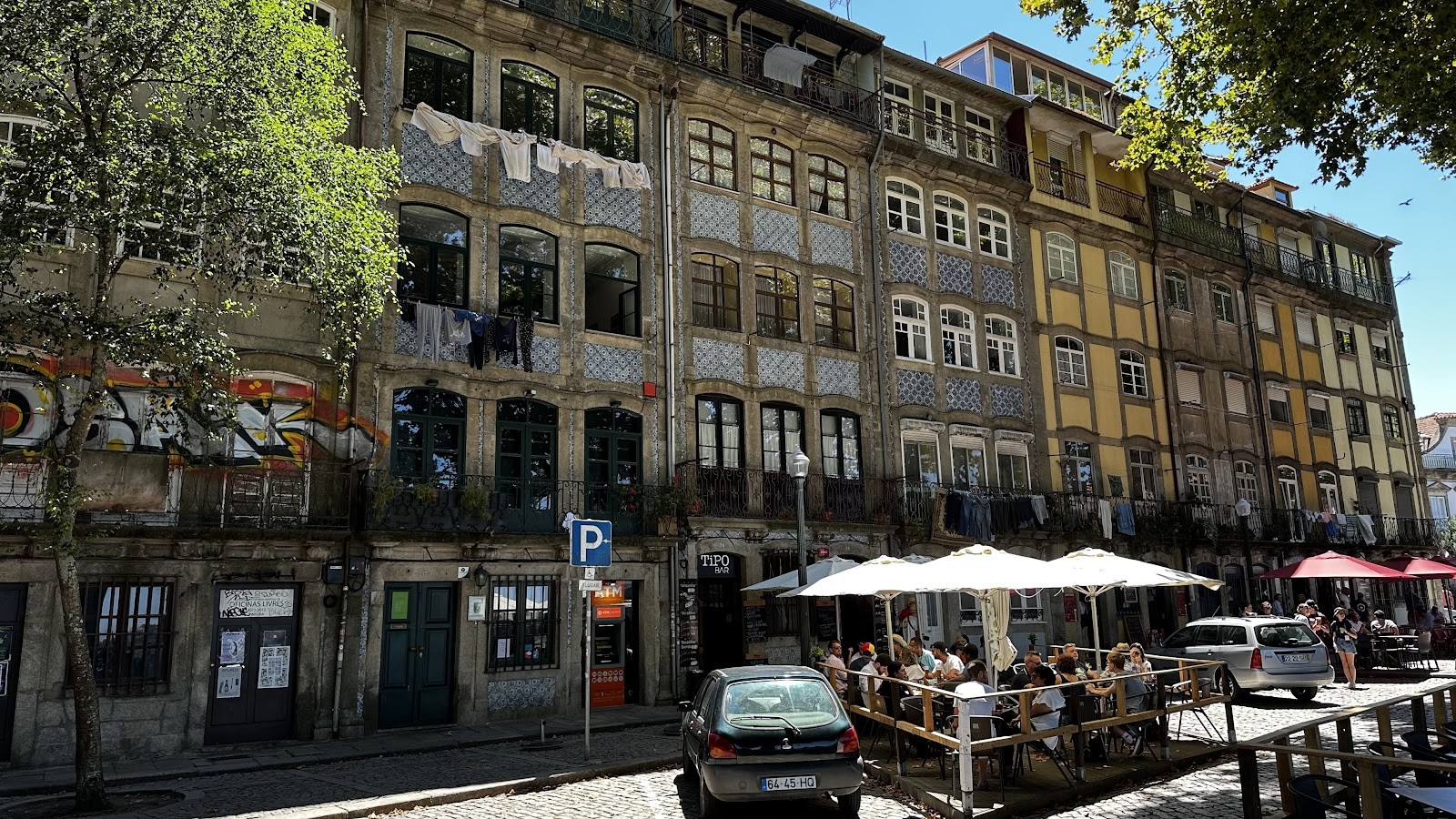 Tipo Bar: the place