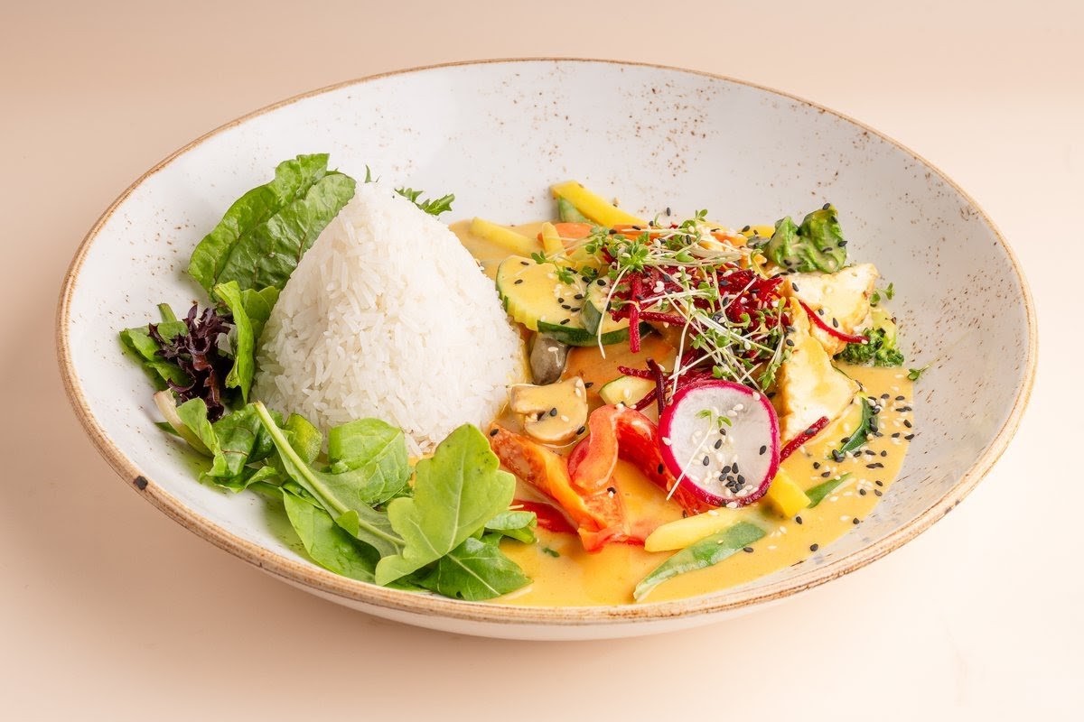CHAYA Hamburg Elbe - Asian kitchen: food & drinks