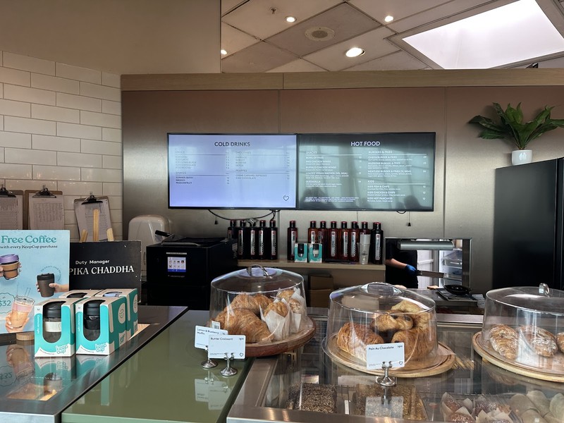 Hudsons Coffee (Auckland Airport): photo