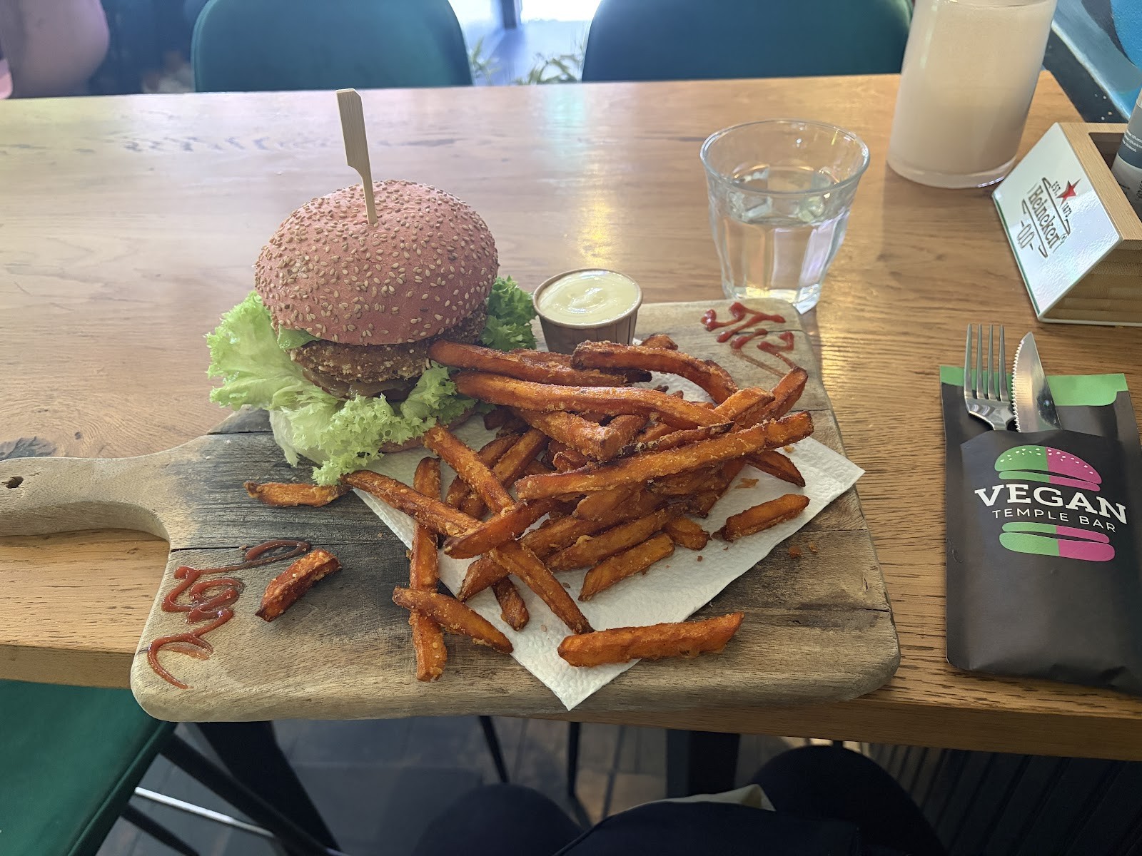 ROBO-BAR: food & drinks